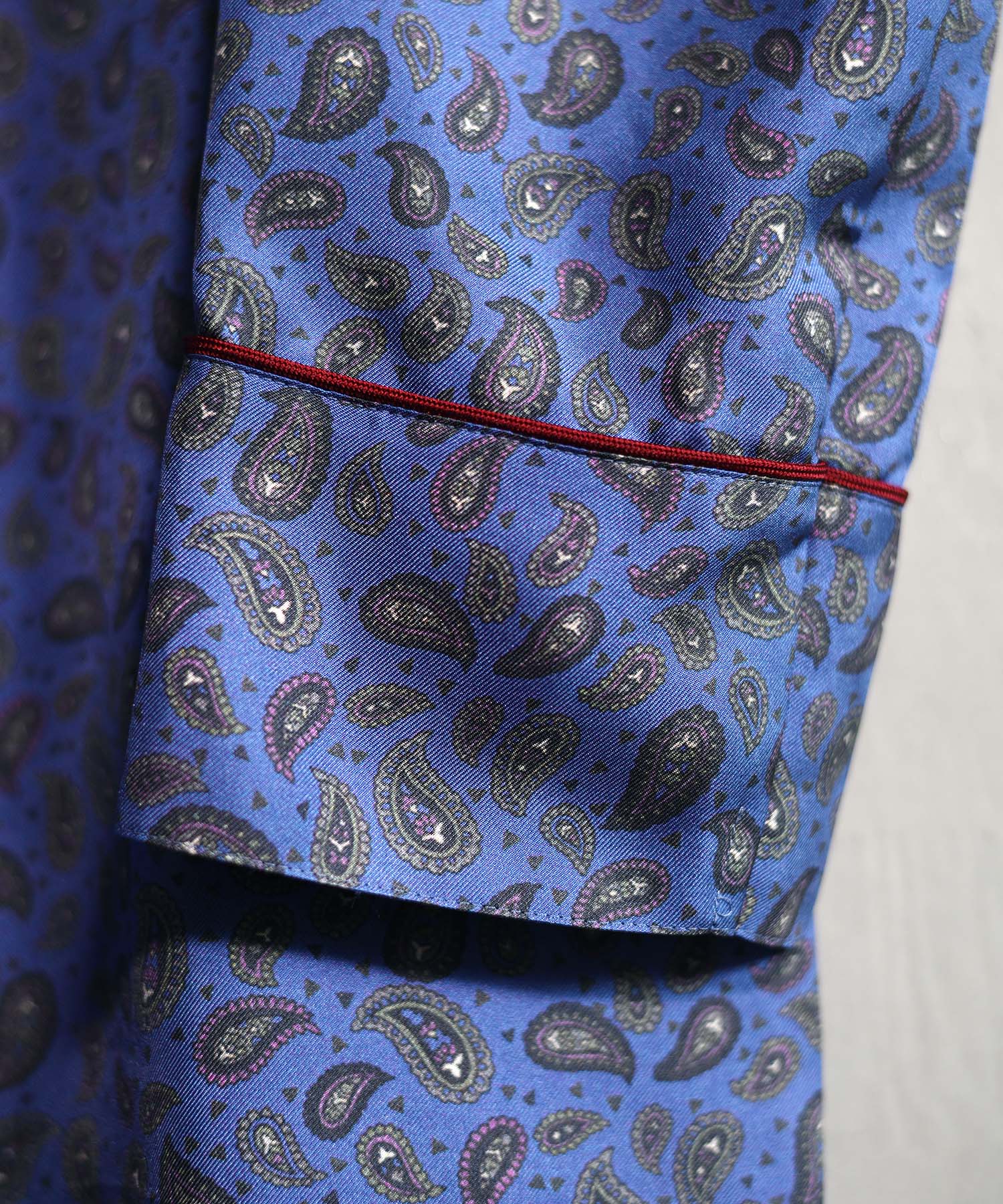 洗濯機で洗えるシルクパジャマ 日本製【レディース 長袖上下セット】ツイル/ブルーペイズリー|SUBE