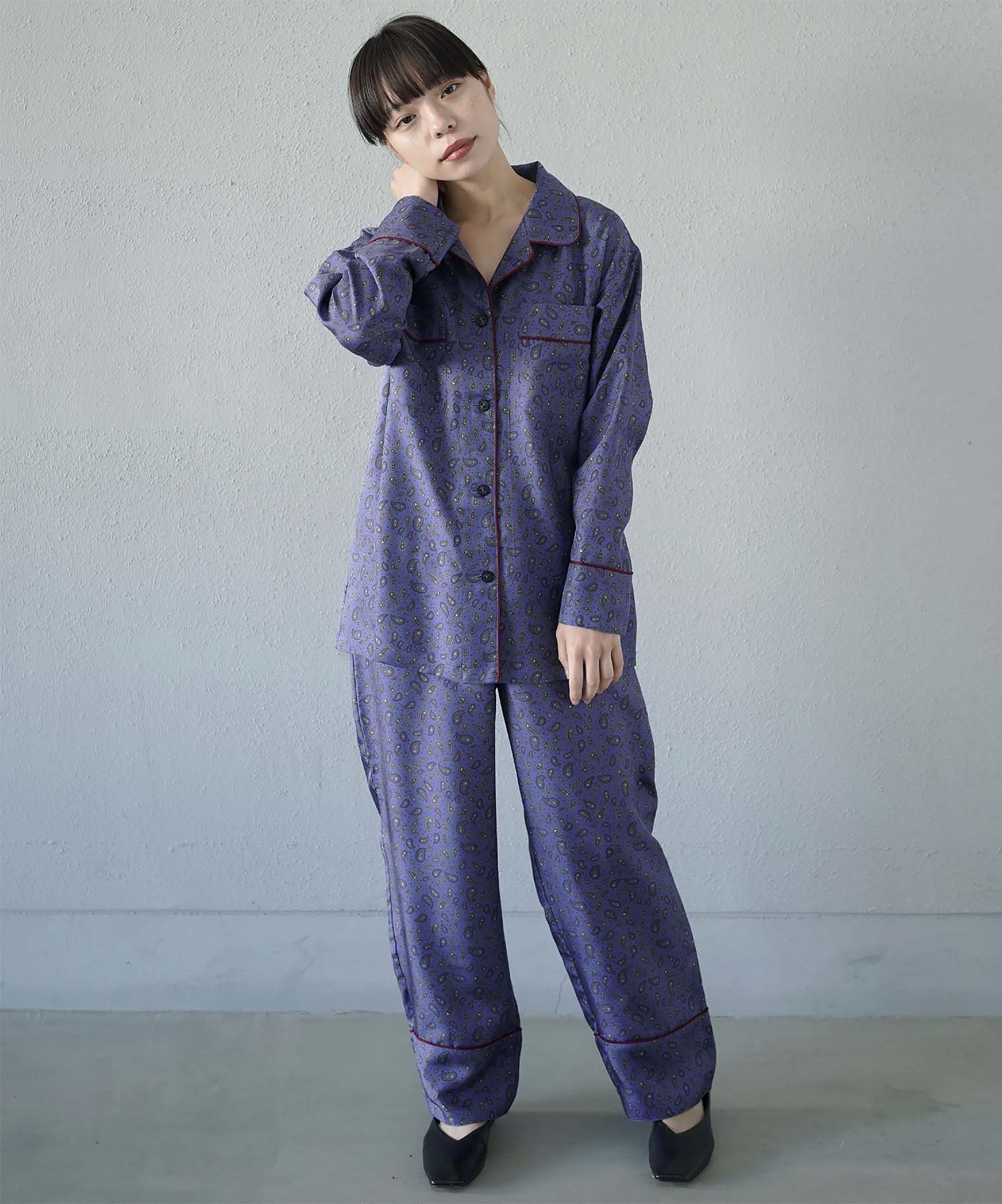 洗濯機で洗えるシルクパジャマ 日本製【レディース 長袖上下セット】ツイル/ブルーペイズリー|SUBE