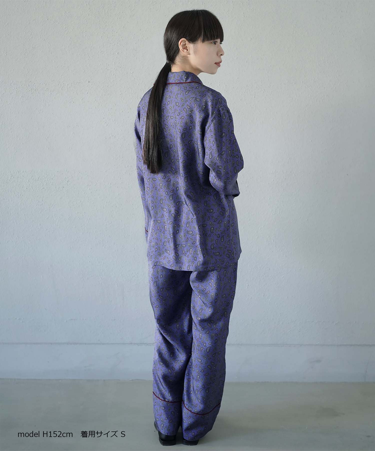 洗濯機で洗えるシルクパジャマ 日本製【レディース 長袖上下セット】ツイル/ブルーペイズリー|SUBE