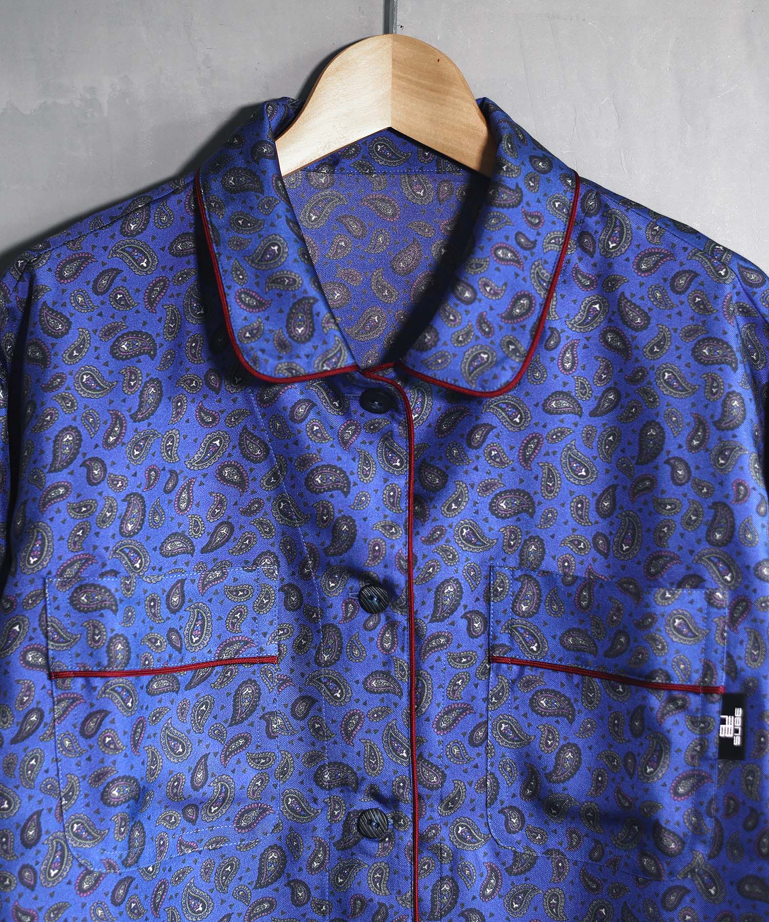 洗濯機で洗えるシルクパジャマ 日本製【レディース 長袖上下セット】ツイル/ブルーペイズリー|SUBE